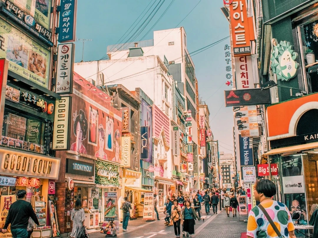
          „Gute Kosmetik“, die Wert auf koreanische Hautpflege und Nachhaltigkeit legt…
        